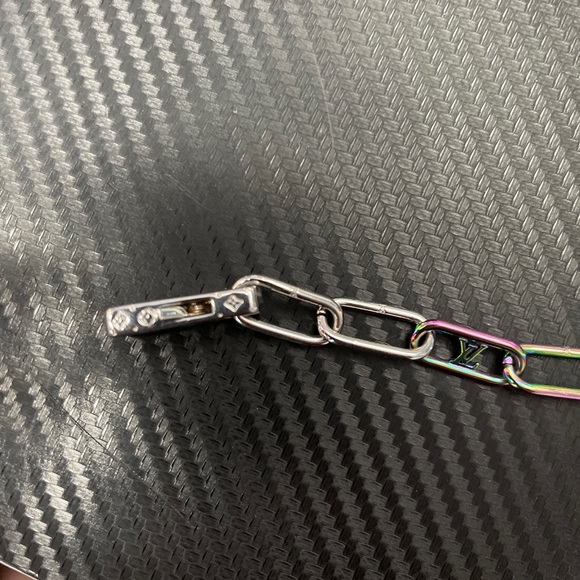 Lous Vuitton Bracelet - Picture 3 of 4